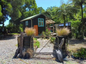 Gumboot Paradise Eco Stay